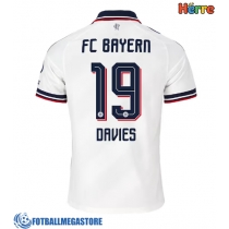 Fotballdrakt Herre Bayern Munich Alphonso Davies #19 Bortedrakt 2026-27 Kortermet